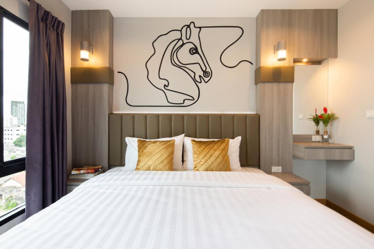 Horsehill Hotel Sriracha Si Racha Buitenkant foto